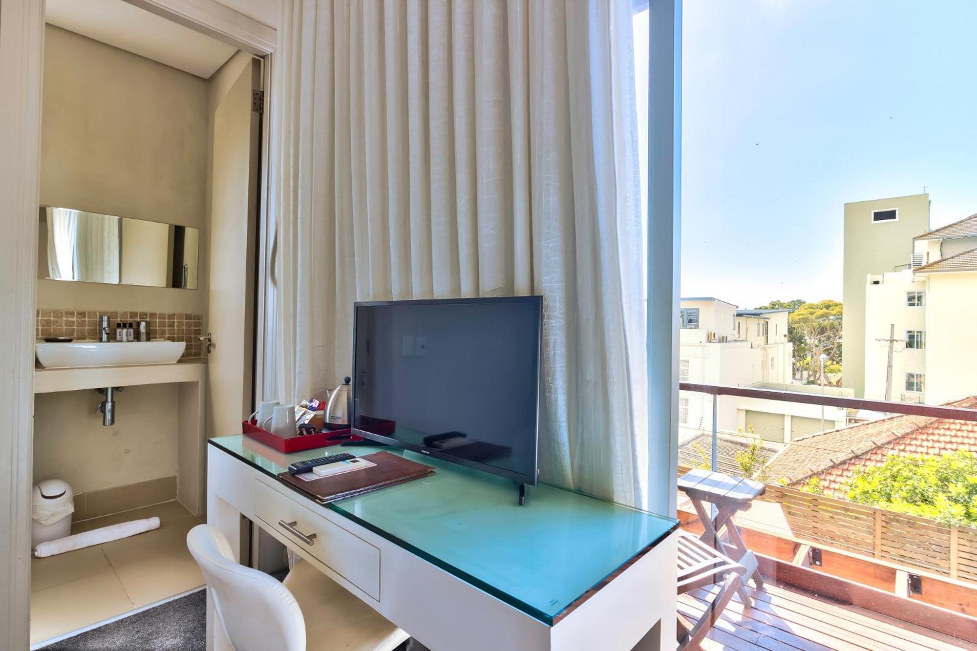 The One 8 Hotel In Green Point - Solar Power Кейптаун Екстериор снимка